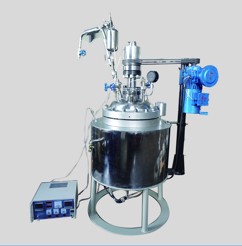 CJF-50L中試反應釜（帶回收、冷凝裝置）